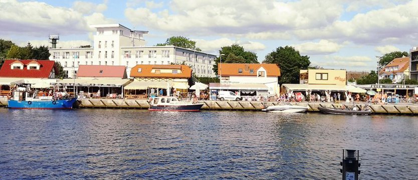 Mrzeżyno zaprasza do portu