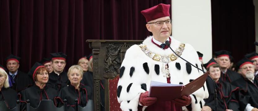 Przyznano nagrody "Złoty Otis". Pomorski Uniwersytet Medyczny jest godny zaufania