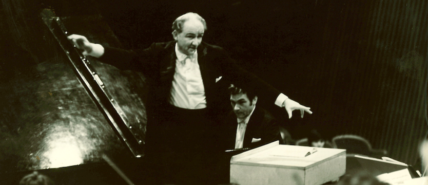 Uwielbiał ... osy, a w filharmonii wszyscy go kochali. Obejrzyj opowieść o Maestro Walerianie