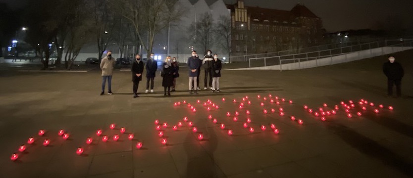 Młodzi Demokraci uczcili rocznicę stanu wojennego