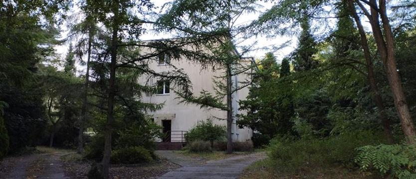 Nieruchomość w Tanowie po Domu Dziecka sprzedadzą, ale nie w całości