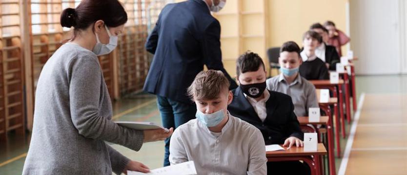 Próbny egzamin ósmoklasisty. Młodzież mierzyła się z matematyką