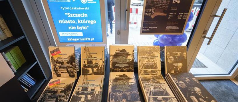 Instytut Pamięci Narodowej zaprasza do swojej księgarni. Bestsellerowe książki o 40 proc. taniej