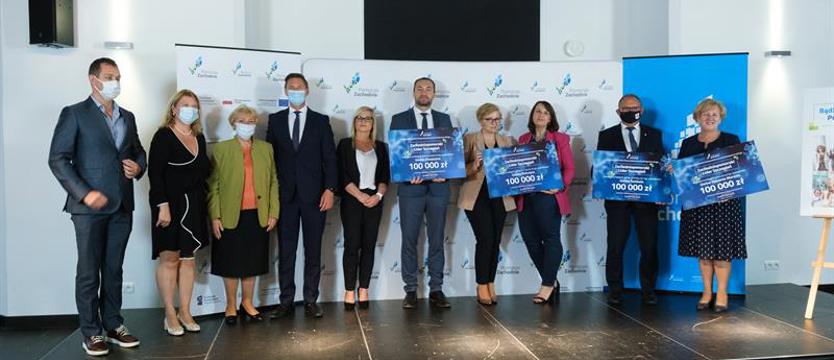Po 100 tysięcy dla zachodniopomorskich liderów szczepień. Gminy nagrodzone
