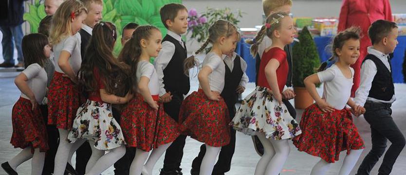 XIX Ogólnopolskie „Święto Konwalii”. Przedszkolaki w Teatrze Letnim