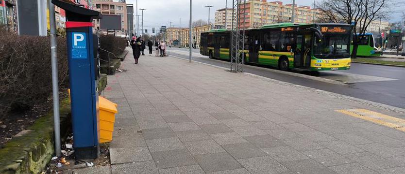 Kosze na śmieci mają się pojawić