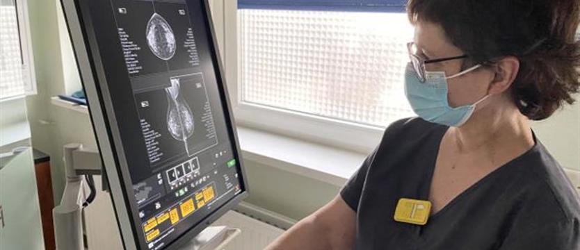 Nowoczesny mammograf w Wojewódzkim Ośrodku Medycyny Pracy w Szczecinie