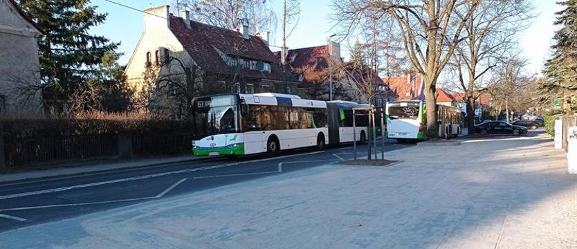 Linia 67 z nowym przystankiem
