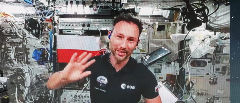 Misja polskiego astronauty wykonana w ponad 50 proc.