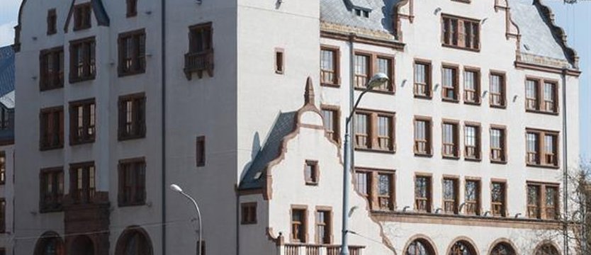 Ministerstwo pomoże studentom kierunków medycznych