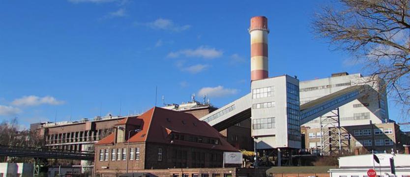 Usuwają awarię w Elektrociepłowni Pomorzany. Do kiedy zimne kaloryfery?
