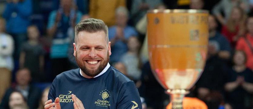 Chemik walczy o swoją przyszłość. Czasu jest niewiele