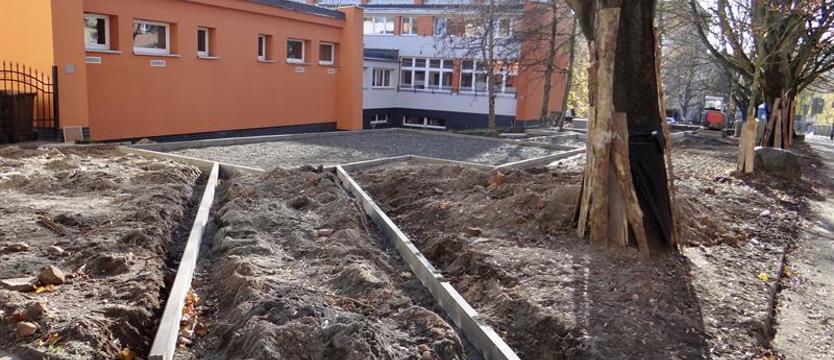 Park na Starym Mieście w budowie