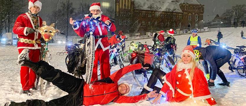 Ho ho ho! Jadą Mikołaje na rowerach!