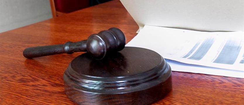 Rozbój przy ul. Dworcowej w Szczecinie. Pobili do nieprzytomności i okradli