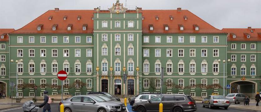 Koniec inwestycji. Ekonomiści chwalą budżet