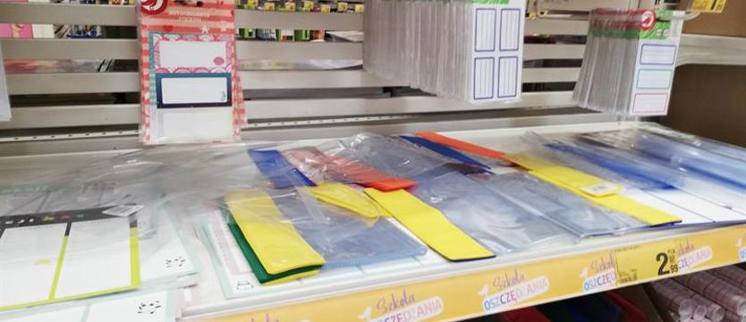 Trzysta złotych na szkolną wyprawkę. Ostatni moment, żeby złożyć wniosek