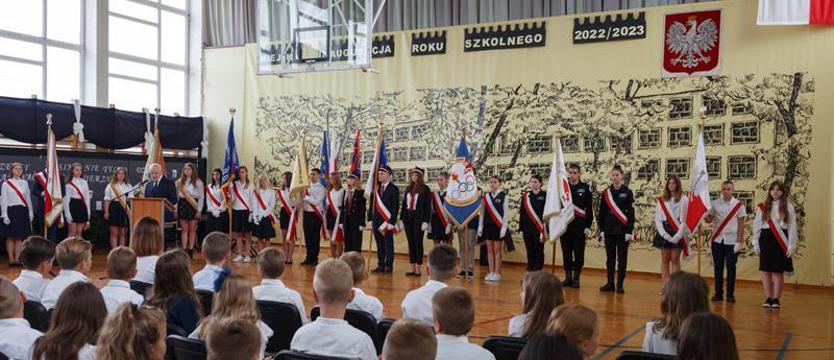 Dla niemal 200 tysięcy uczniów w regionie. Zabrzmiał pierwszy dzwonek 