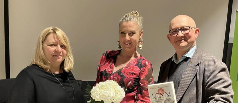 Opowiadała o Rzymie i Watykanie. Spotkanie autorskie z Magdaleną Wolińską-Riedi