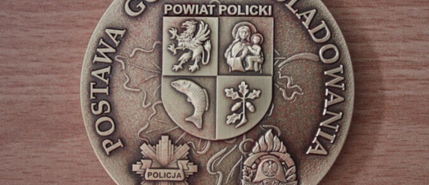 Mieszkańcy powiatu polickiego udaremnili jazdę pijanym kierowcom. Postawa na medal