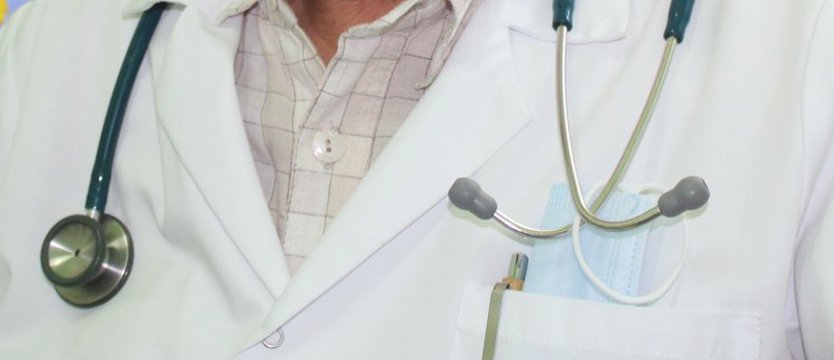Lekarze Porozumienia Zielonogórskiego: COVID-19 nie zniknął, przysłoniła go wojna