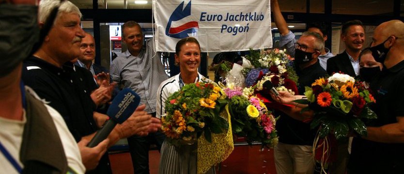 Wróciła srebrna Agnieszka. Gorące powitanie na goleniowskim lotnisku