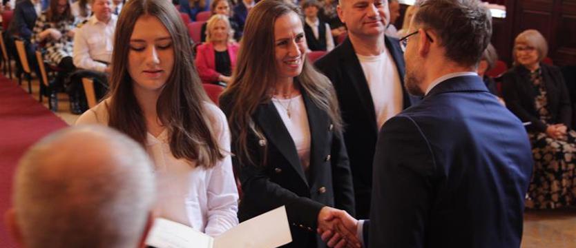 Mamy zdolną młodzież! Stypendia od premiera dla uczniów z Zachodniopomorskiego