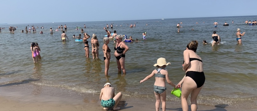 Po ochłodę na plażę w Świnoujściu