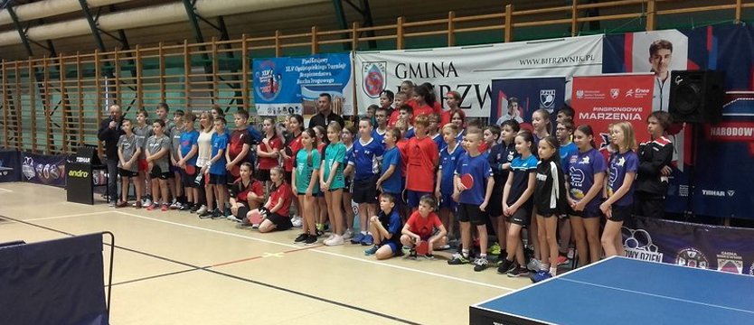 Tenis stołowy. II Wojewódzki Turniej Klasyfikacyjny Młodzików w Bierzwniku