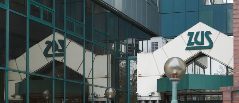 Od środy można wnioskować w ZUS o zwolnienie z opłacania składek i dodatkowe postojowe