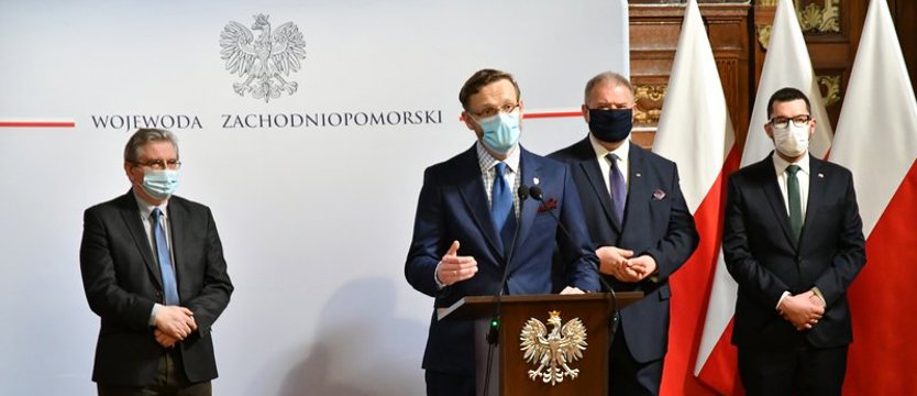Wojewoda: cały czas uciekamy tej pandemii