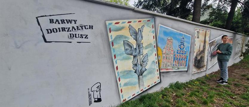 Mural w hołdzie seniorom