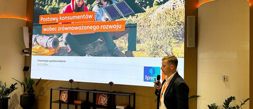 Badanie: 57 proc. Polaków ogranicza zbędne zakupy w trosce o środowisko naturalne