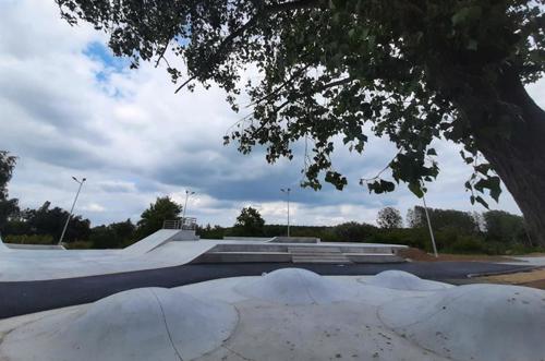 Skatepark na osiedlu Majowym w Szczecinie