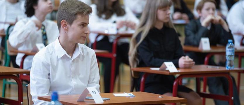 Drugi dzień egzaminów.  W środę ósmoklasiści zdawali matematykę 
