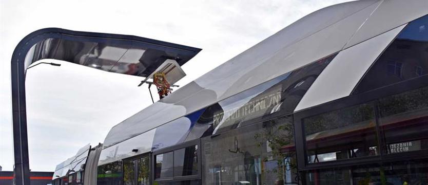 Testują ładowarki do autobusów elektrycznych w Szczecinie. Kiedy zostaną uruchomione?