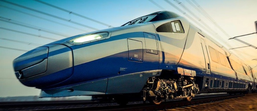 Rowerzysta wjechał w bok Pendolino. Mężczyzna trafił do szpitala