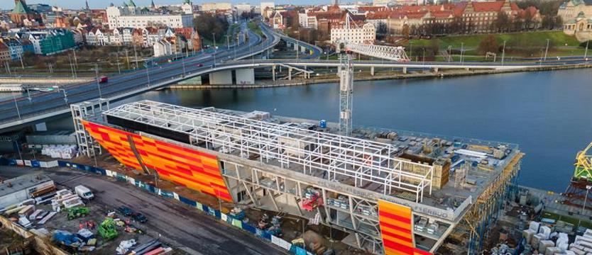 Ciepłe barwy na Łasztowni