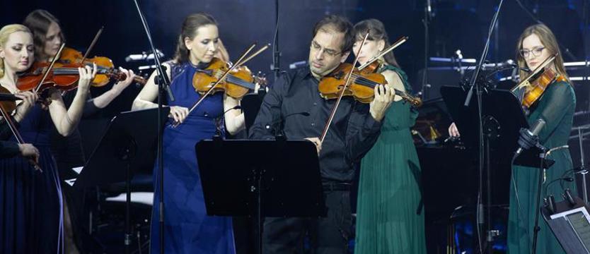 Muzyczna petarda w filharmonii! Wielki finał na dwie orkiestry