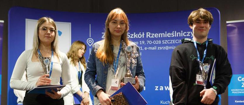 Srebrny Lok w klimacie Bollywood i antyku 