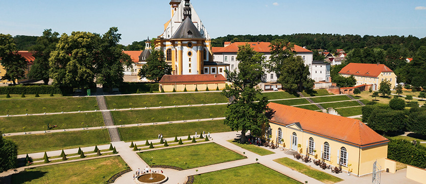 Klasztor, wino i dobre jedzenie