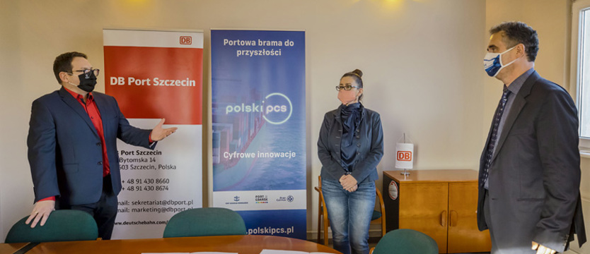Podpisanie umowy z firmą Polski PCS