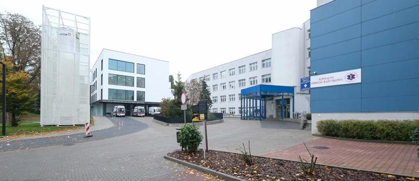 Potrzeba więcej miejsca dla pacjentów covidowych. Przekształcają niektóre oddziały przy ul. Arkońskiej