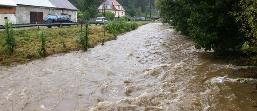 Powódź na południu Polski. Ewakuacja mieszkańców i zalane miejscowości