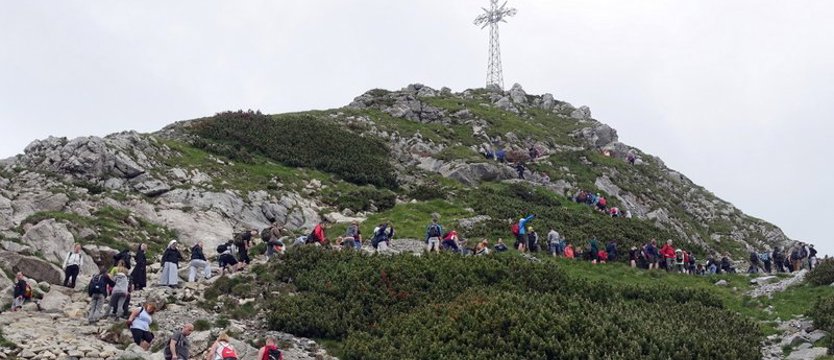 Tatry: zmarł turysta rażony piorunem na Giewoncie