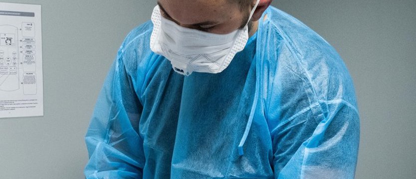 Ponad 500 zakażeń SARS-CoV-2 w sobotę w regionie. Zmarło 10 osób