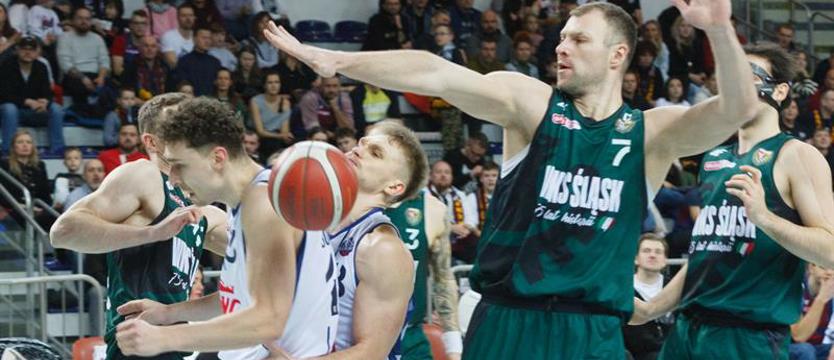 Koszykówka. King wygrał i odczarował Netto Arenę