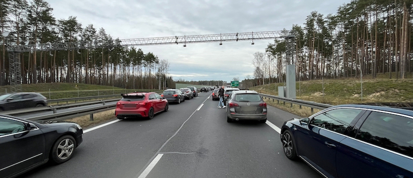 Utrudnione powroty znad morza. 17 kilometrowy korek na A6/S3 w kierunku Gorzowa Wlkp.