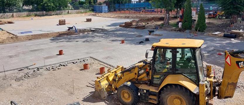 Modernizacja kortów przy al. Wojska Polskiego. Turniej coraz bliżej, a prace trwają