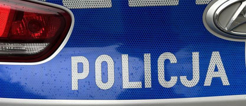 Policja bada okoliczności śmierci kobiety znalezionej w Policach